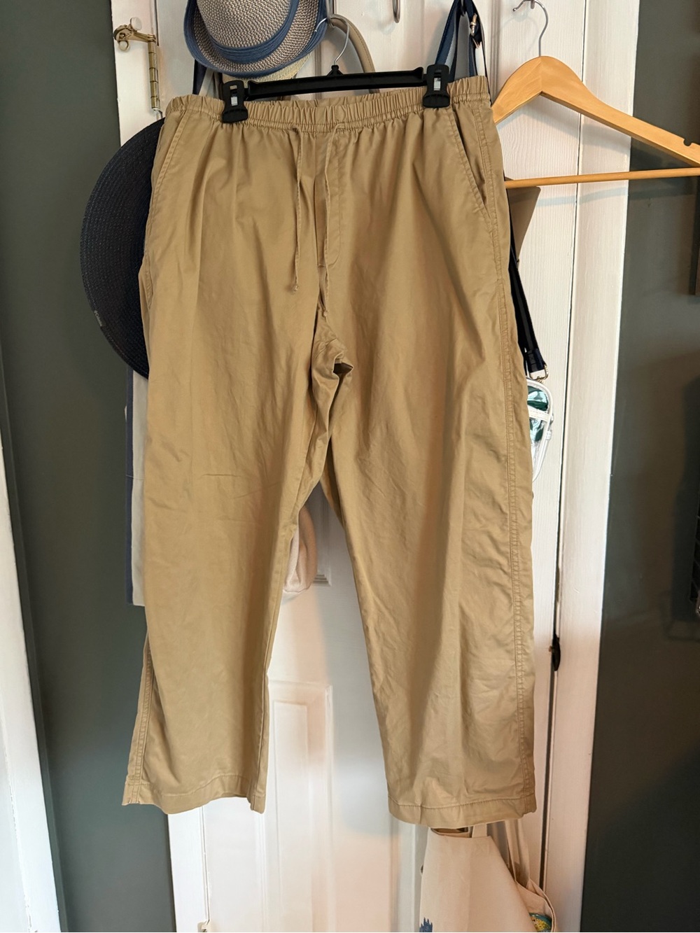 GAP BRAND NEW no tags women’s Casual Drawstring Chino Pants - Khaki